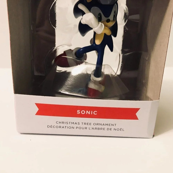 Hallmark Sega Sonic the Hedgehog Christmas  Ornament - Picture 3 of 12